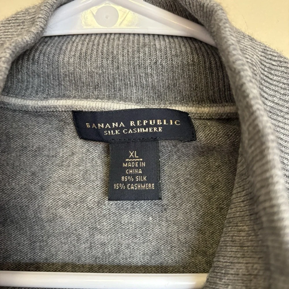 Banana Republic this banana
